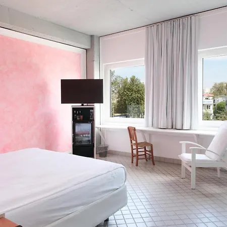 The Marmara Hotel